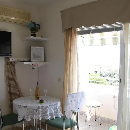 Cozy In Zadar -kozino, With Sea Views Kozino
