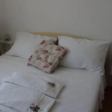 Cozy In Zadar -kozino, With Sea Views Apartment